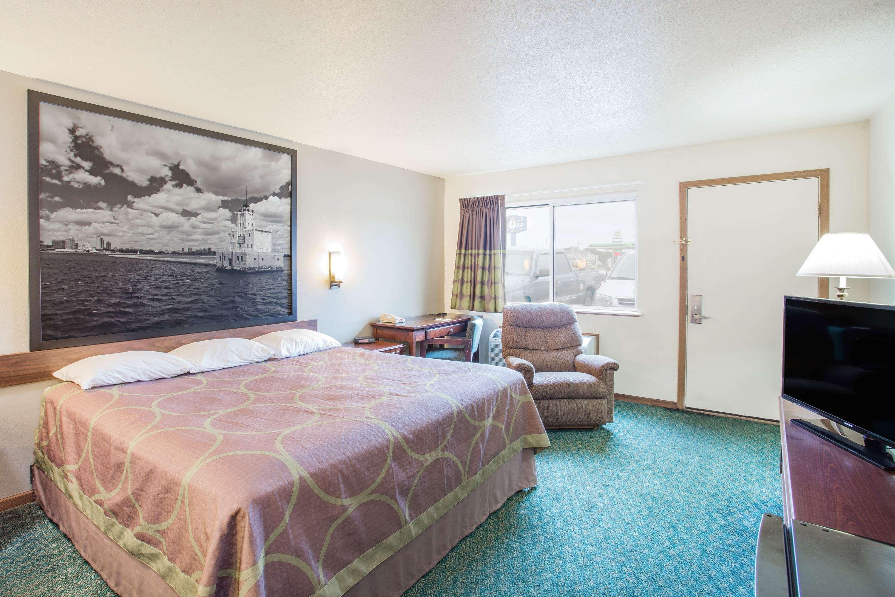 Hotel Super 8 By Wyndham Prairie Du Chien Zewnętrze zdjęcie