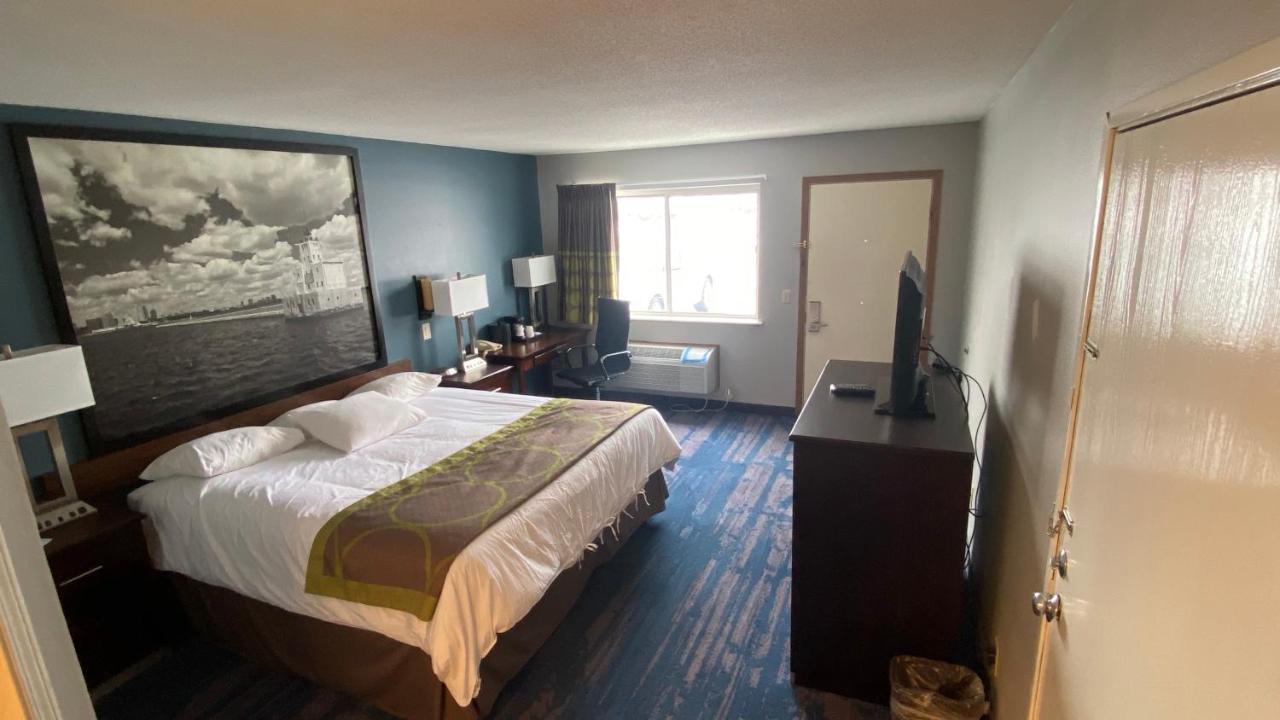 Hotel Super 8 By Wyndham Prairie Du Chien Zewnętrze zdjęcie