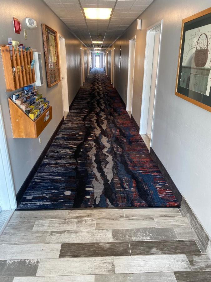 Hotel Super 8 By Wyndham Prairie Du Chien Zewnętrze zdjęcie